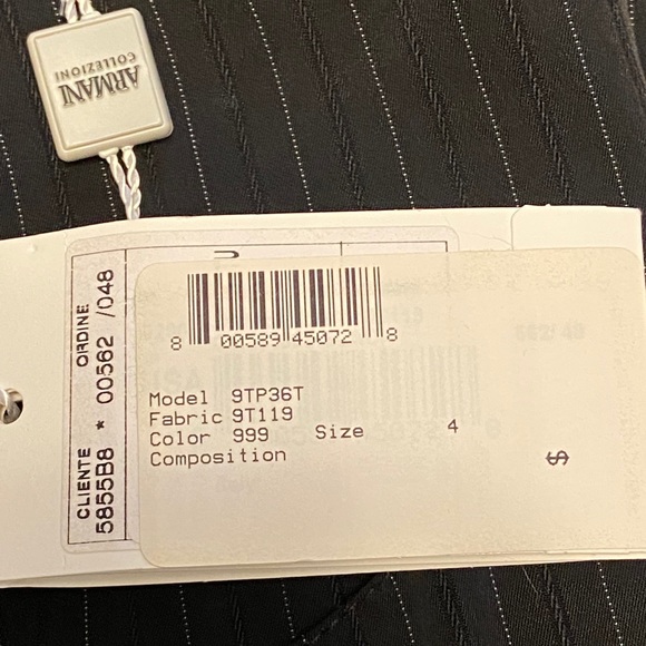 Armani Collezioni suit - Picture 11 of 11